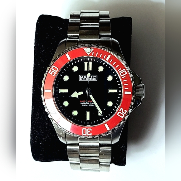 Depth Charge Automatic Watch With Red Ceramic Bezel Insert - Picture 3 of 14